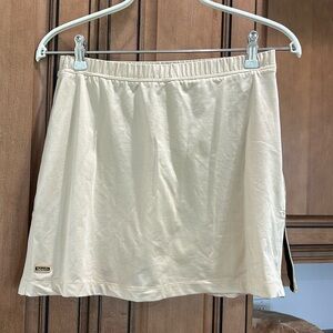 Tail gold tennis skirt. Size Xs